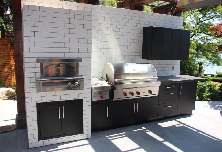 Outdoor Kitchen Designs