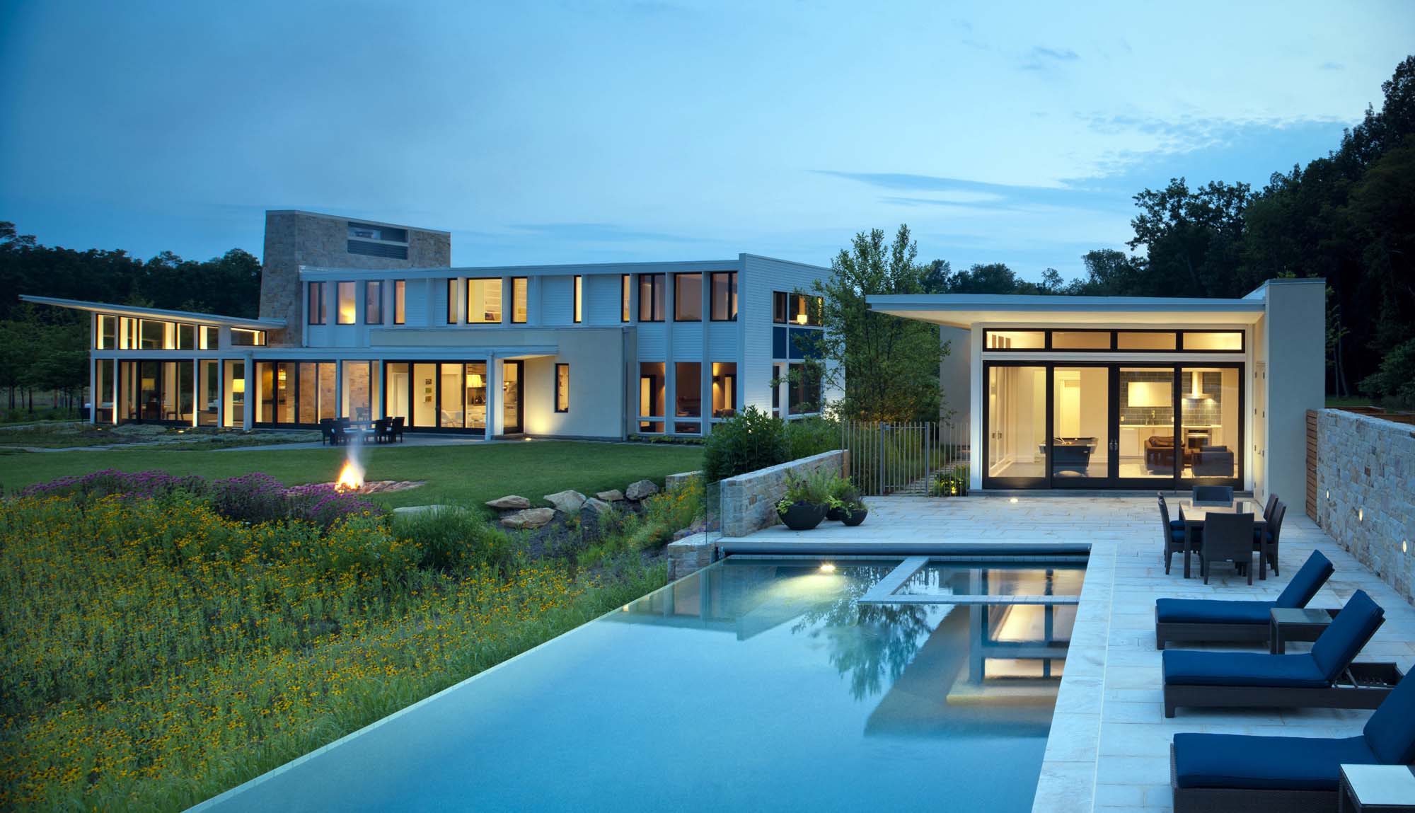 modern flat roof home design ideas pool house - Gambrick