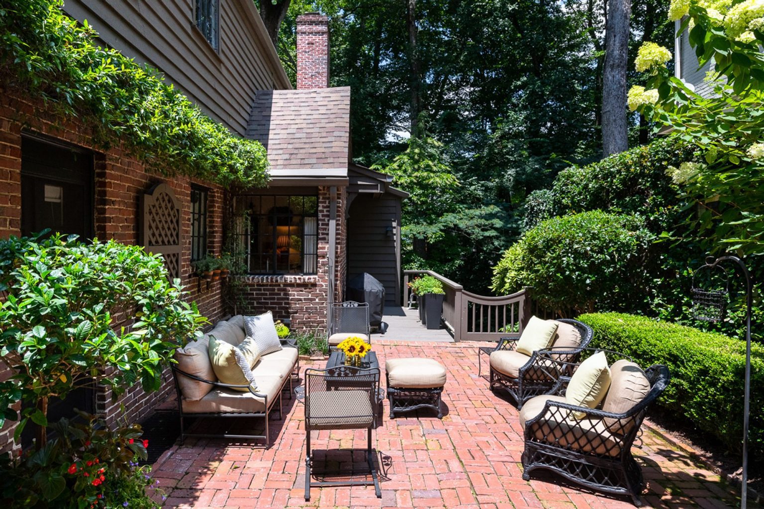 Red Brick Patio Ideas DIY Paver Designs & Pictues