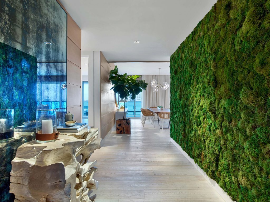 What Are Living Green Walls Benefits & How They're Made