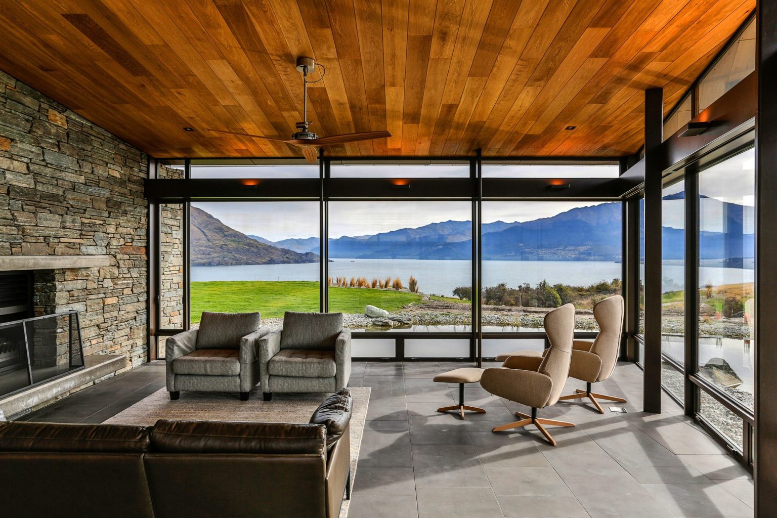 White Vs Black Windows Pros & Cons. Which Is Best?