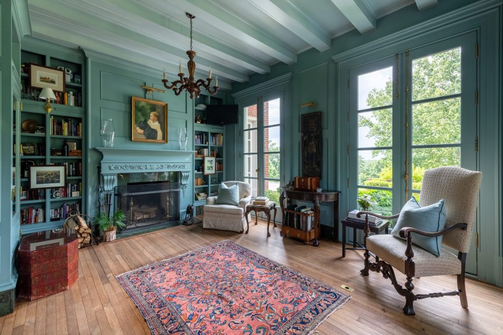 Do Hardwood Floors Increase Home Value? Are They Worth The Money?