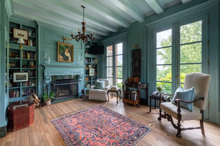 Do Hardwood Floors Increase Home Value? Are They Worth The Money?