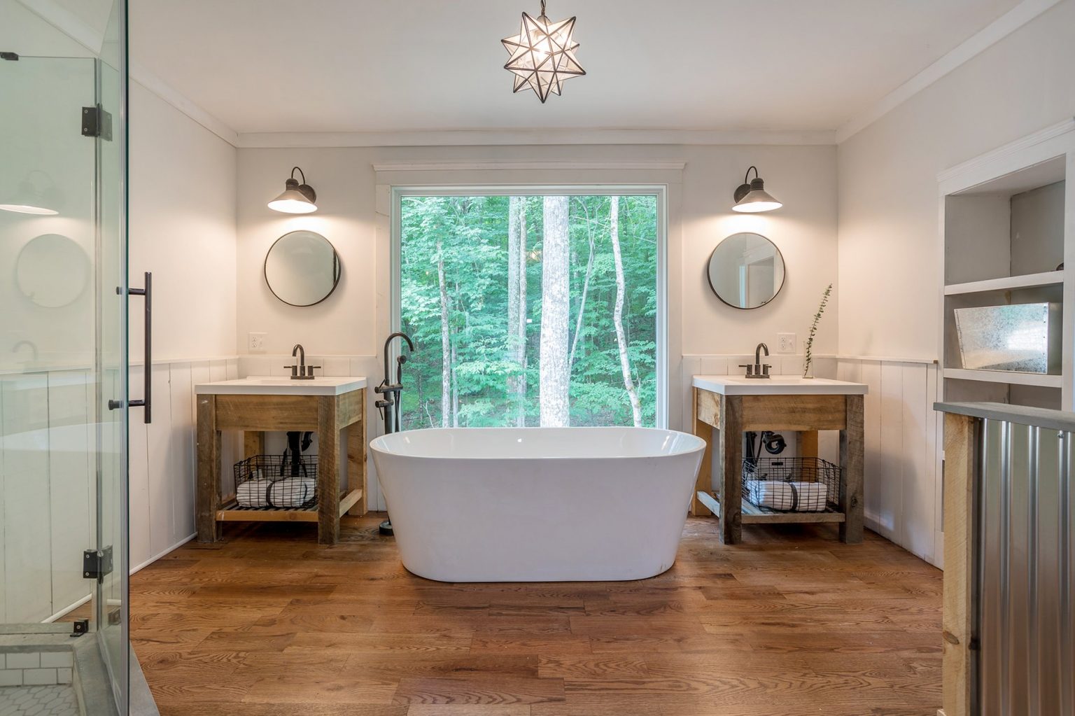 The Best Farmhouse White Paint Interior & Exterior Colors