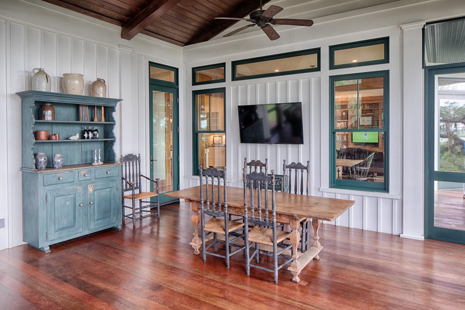 The Best Farmhouse White Paint | Interior & Exterior Colors