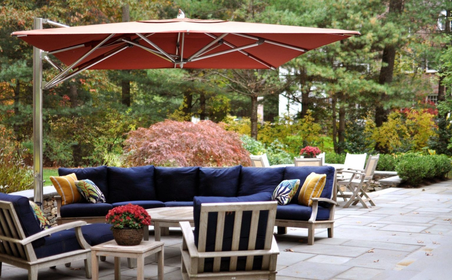 Can Indoor Pillows Be Used Outdoors? Waterproofing