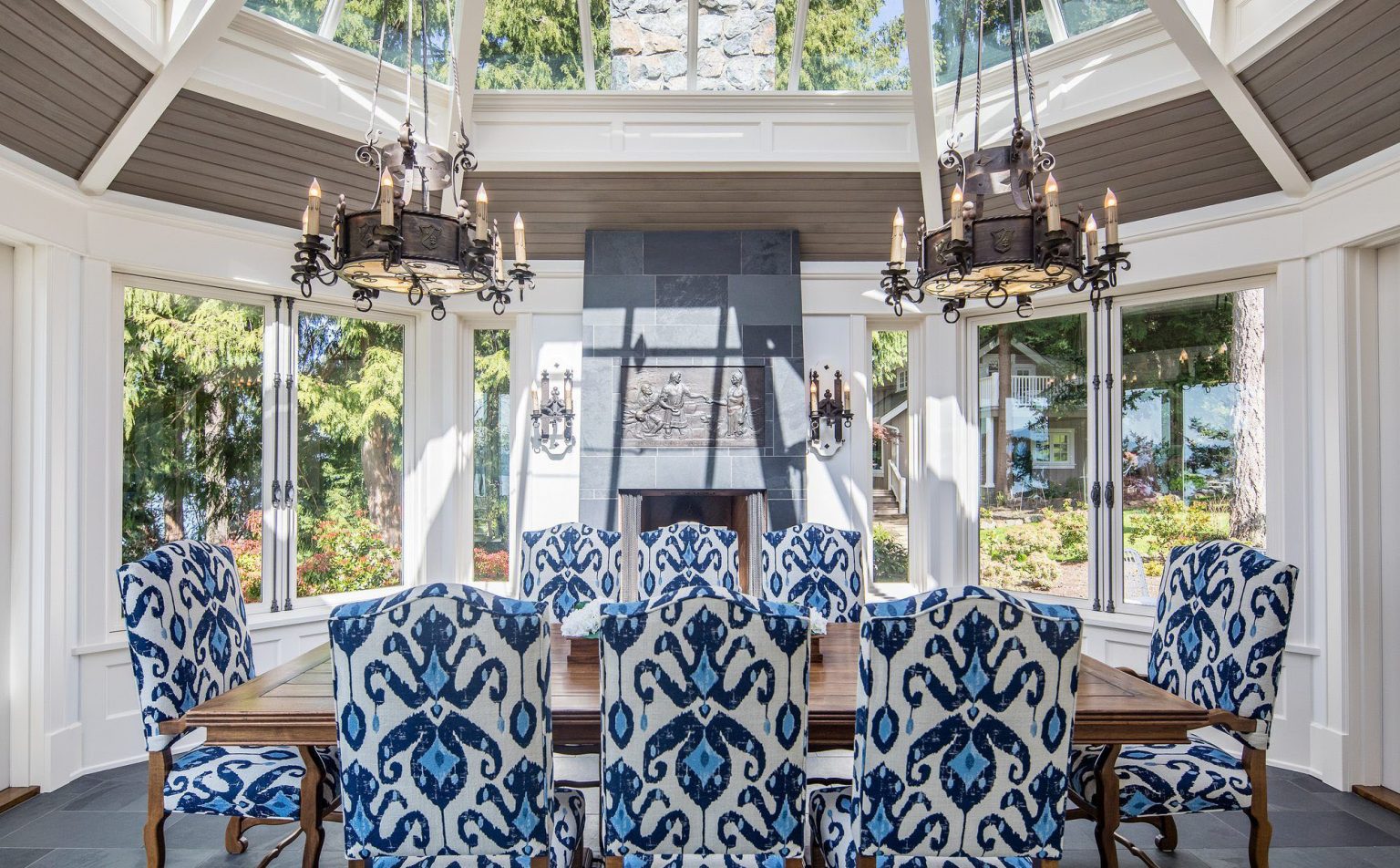 Vaulted Ceilings Pros and Cons Are They Worth It?