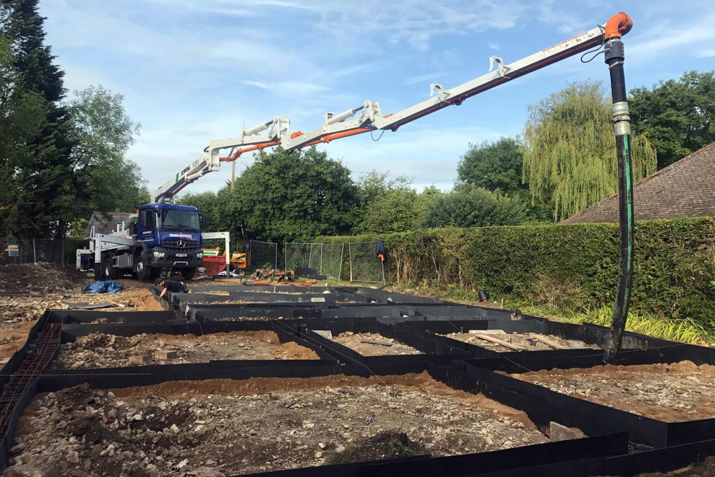 How Does A Concrete Pump Work?