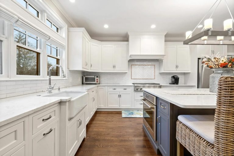 How Much Room Do You Need For A Kitchen Island?