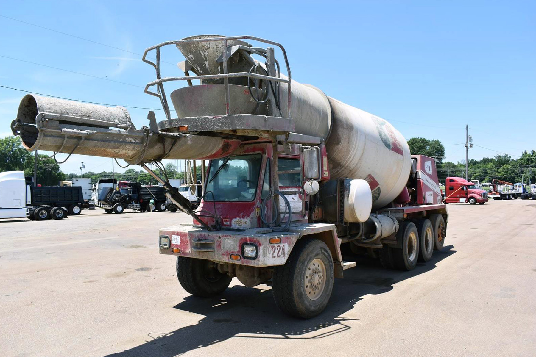 front load concrete truck 14 feet high 8 yard