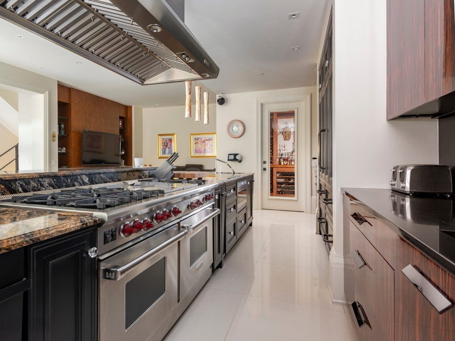 Can You Use An Oven To Heat Your House?