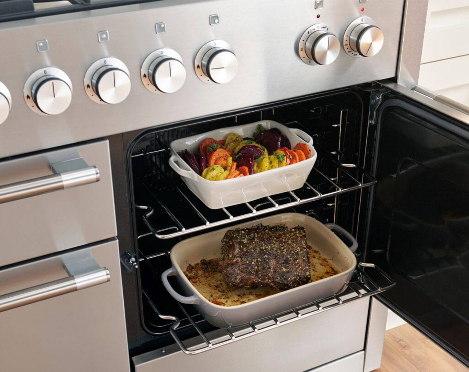 What’s The Difference Between Convection Bake And Regular Bake?