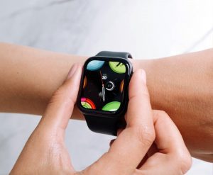 does apple watch come charged 2.0